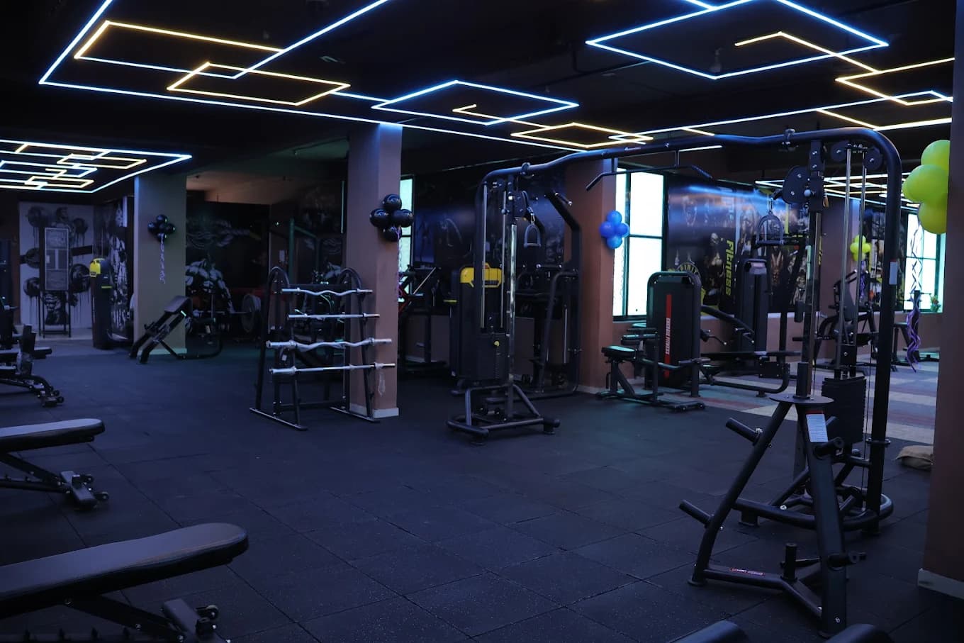 Strength training equipment